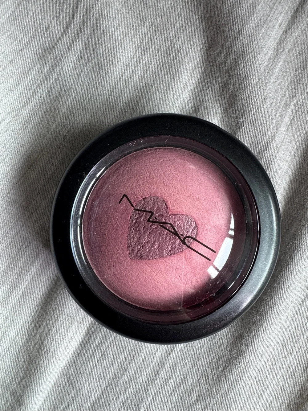 MAC Cosmetics Mineralized Blush in Giggly